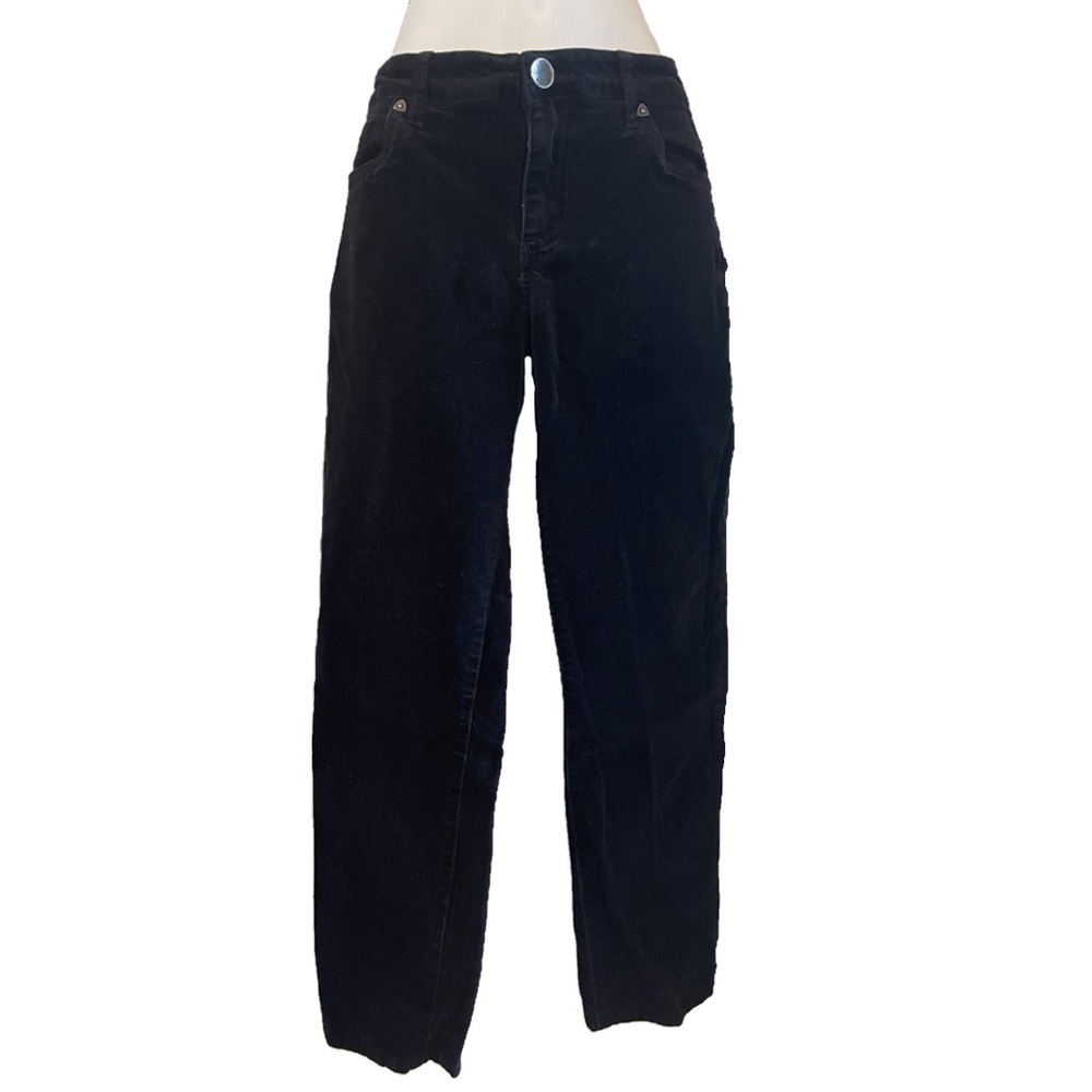 Kut from the Kloth - classic black corduroy straight leg crop pants - women’s 12